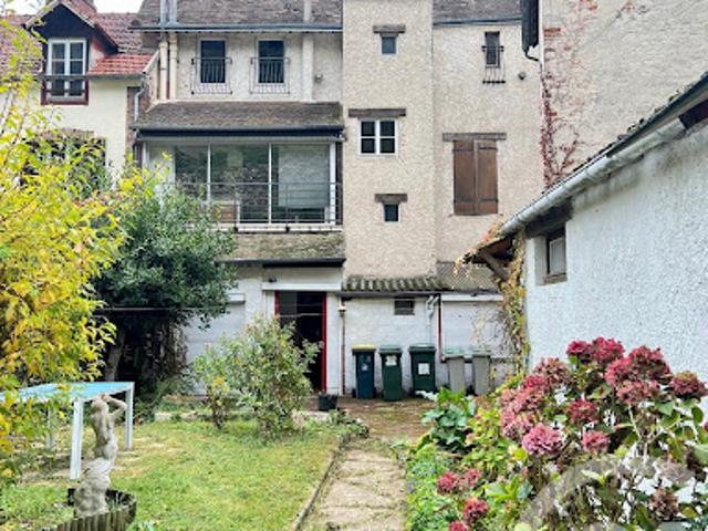 Vente Maison 6 pièces 145 m2 Ivry la Bataille