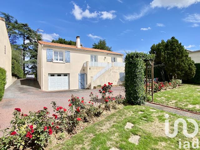 Vente Maison 6 pièces 145 m2 La Châtaigneraie