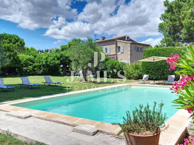 Vente Maison 6 pièces 145 m2 Paradou