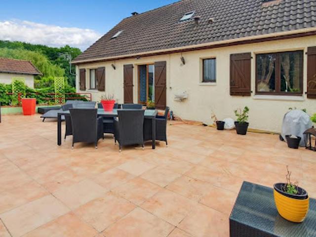 Vente Maison 6 pièces 145 m2 Saint Germain lès Arpajon