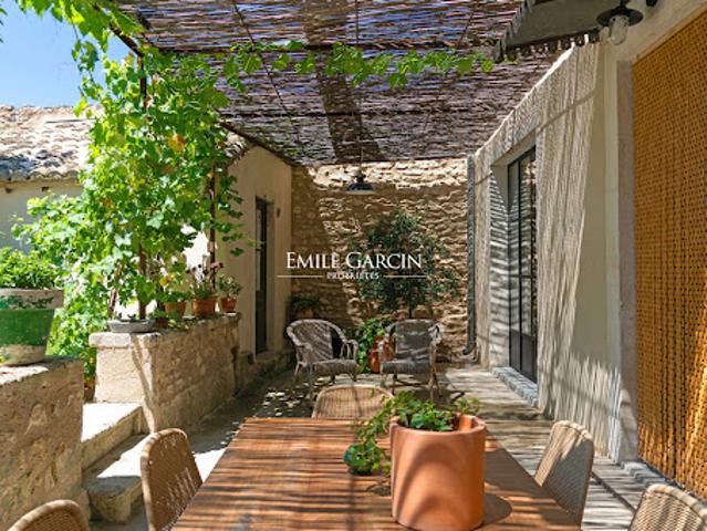 Vente Maison 6 pièces 145 m2 Saint Rémy de Provence