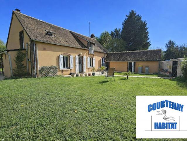 Vente Maison 6 pièces 145 m2 Savigny sur Clairis
