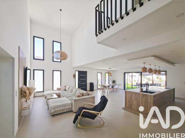 Vente Maison 6 pièces 145 m2 Valros