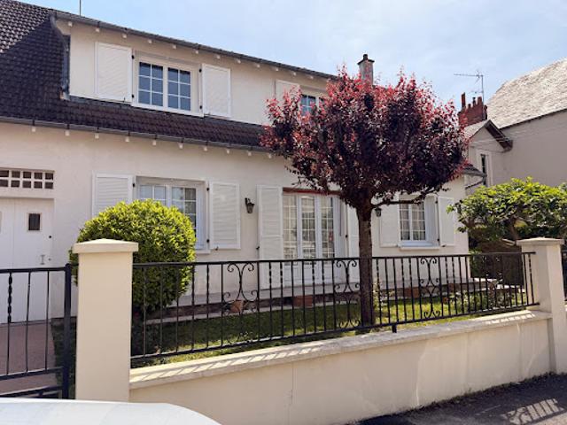 Vente Maison 6 pièces 146 m2 Bourges