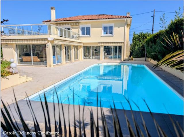 Vente Maison 6 pièces 146 m2 Garlin
