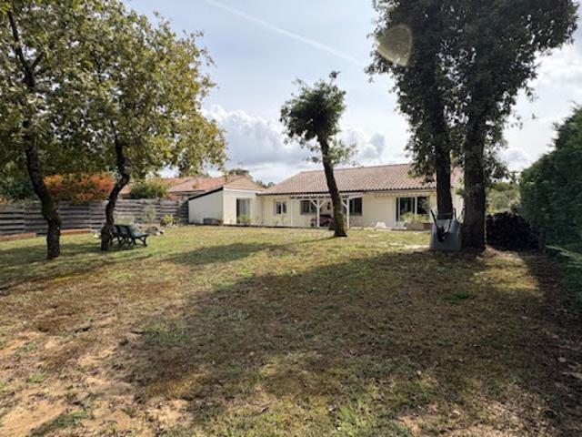 Vente Maison 6 pièces 146 m2 Le Haillan