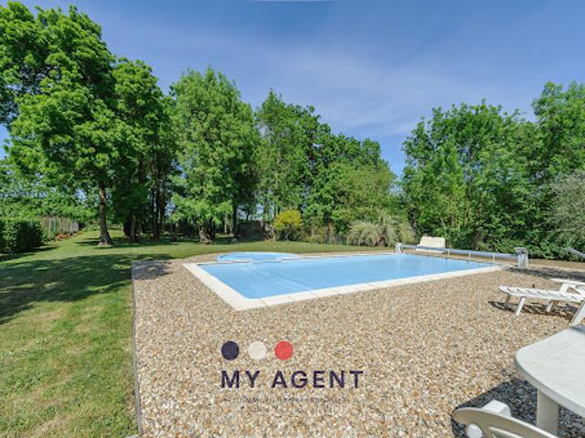 Vente Maison 6 pièces 146 m2 Saint Christophe