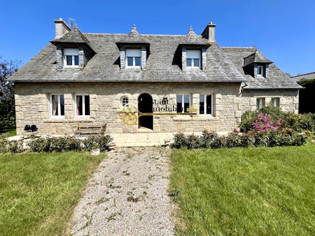 Vente Maison 6 pièces 146 m2 Saint Pol de Léon
