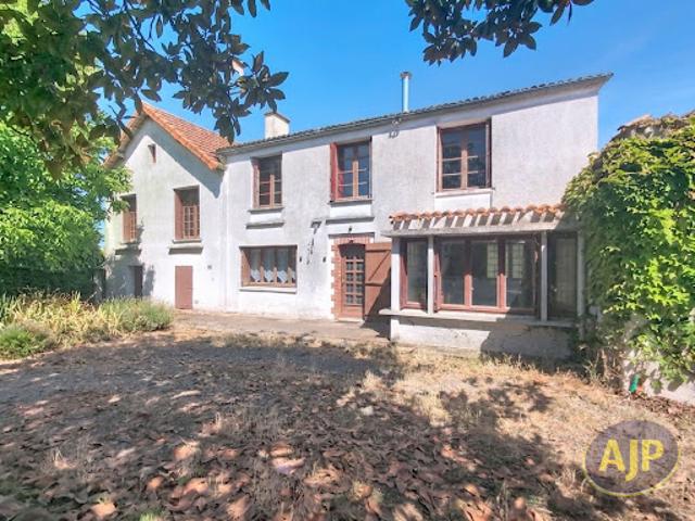 Vente Maison 6 pièces 146 m2 Vieillevigne