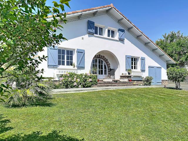 Vente Maison 6 pièces 147 m2 Monein