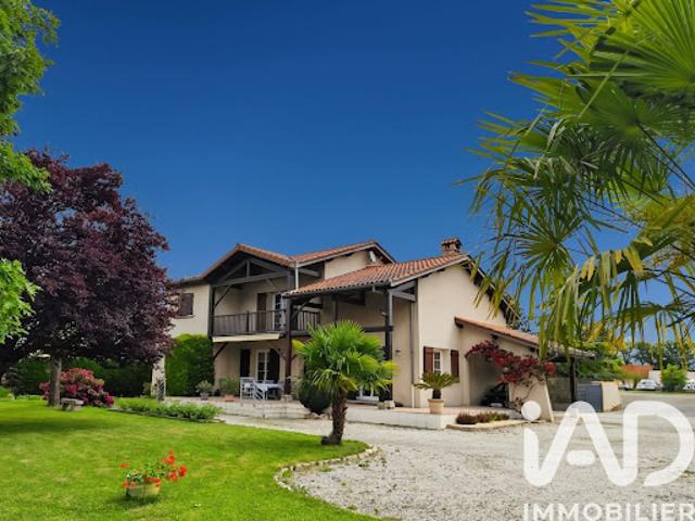 Vente Maison 6 pièces 147 m2 Montrond les Bains