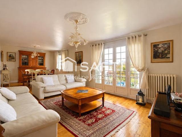 Vente Maison 6 pièces 147 m2 Compiegne
