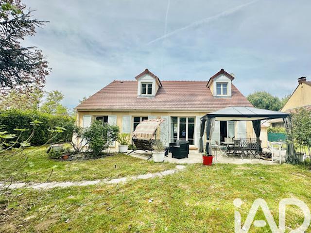 Vente Maison 6 pièces 147 m2 Saint Arnoult en Yvelines