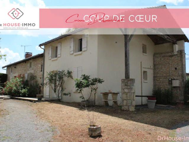 Vente Maison 6 pièces 147 m2 Saint Coutant