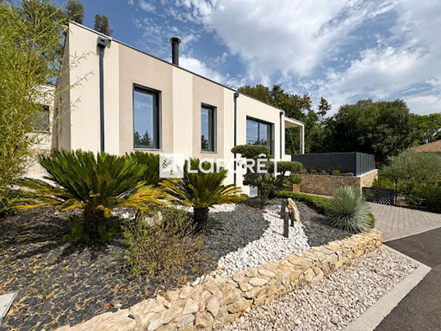 Vente Maison 6 pièces 147.8 m2 Nimes