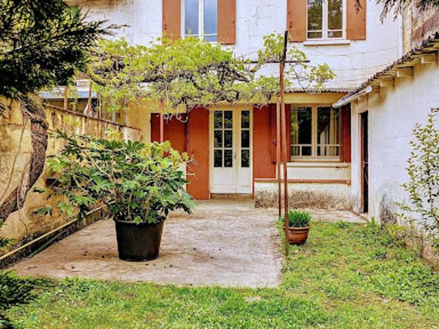 Vente Maison 6 pièces 148 m2 Castillon la Bataille