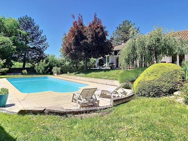 Vente Maison 6 pièces 148 m2 Jardin