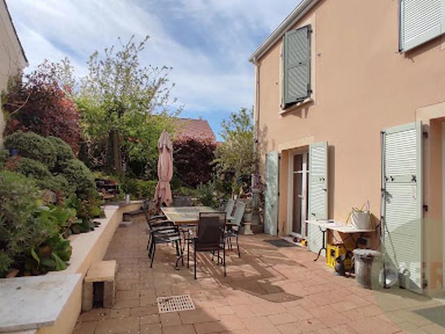 Vente Maison 6 pièces 148 m2 Plaisir
