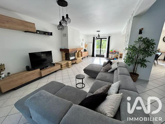 Vente Maison 6 pièces 148 m2 Saâcy sur Marne