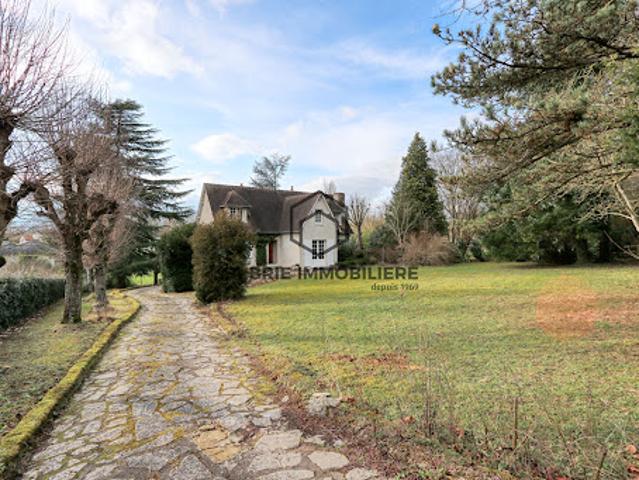 Vente Maison 6 pièces 148.81 m2 Santeny