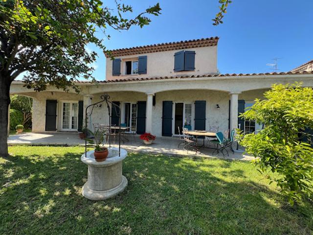 Vente Maison 6 pièces 149 m2 Cannes la bocca