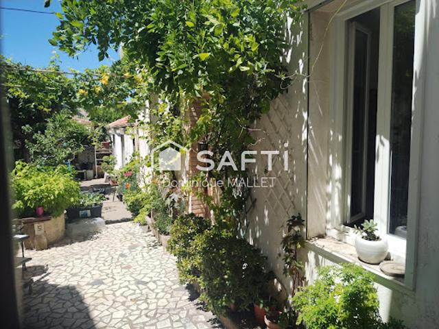 Vente Maison 6 pièces 140 m2 Nimes