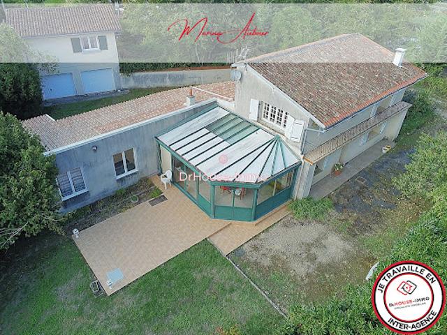 Vente Maison 6 pièces 140 m2 Béruges