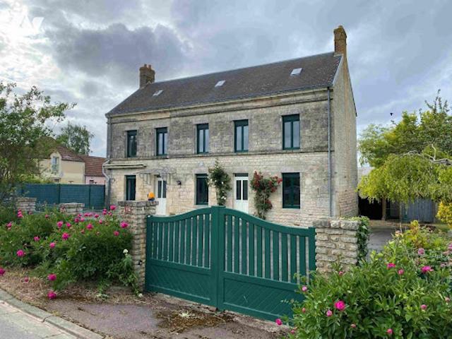 Vente Maison 6 pièces 140 m2 Giel Courteilles