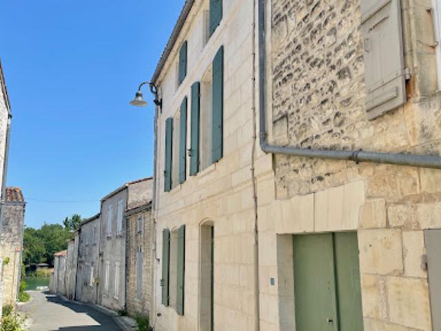 Vente Maison 6 pièces 140 m2 Port d'Envaux