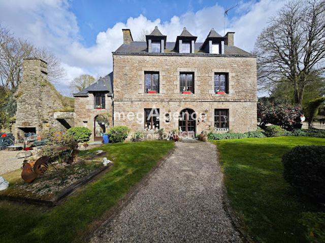 Vente Maison 6 pièces 152 m2 Radenac