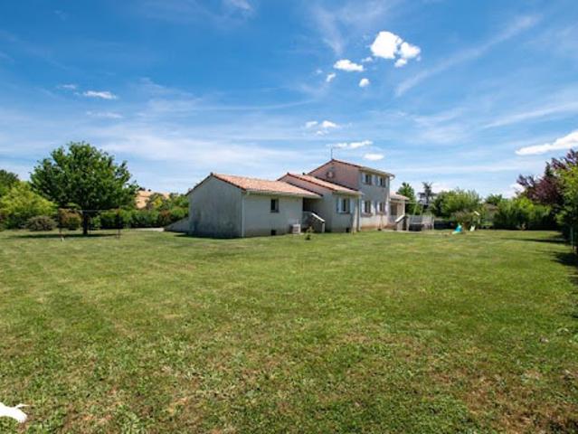 Vente Maison 6 pièces 140 m2 Saint Sulpice sur Lèze