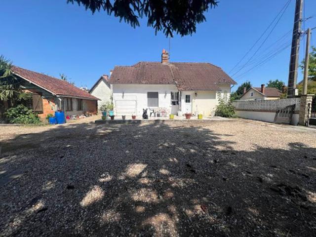 Vente Maison 6 pièces 140 m2 Salbris