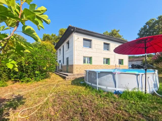 Vente Maison 6 pièces 140 m2 Villeneuve sur Lot