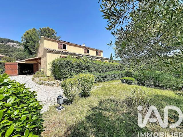 Vente Maison 6 pièces 141 m2 Lamanon