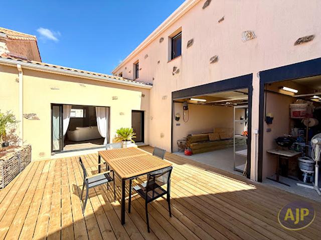 Vente Maison 6 pièces 141 m2 Saint Hilaire de Chaléons