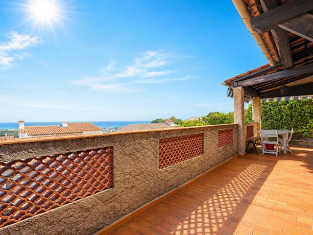 Vente Maison 6 pièces 157 m2 Cagnes sur Mer