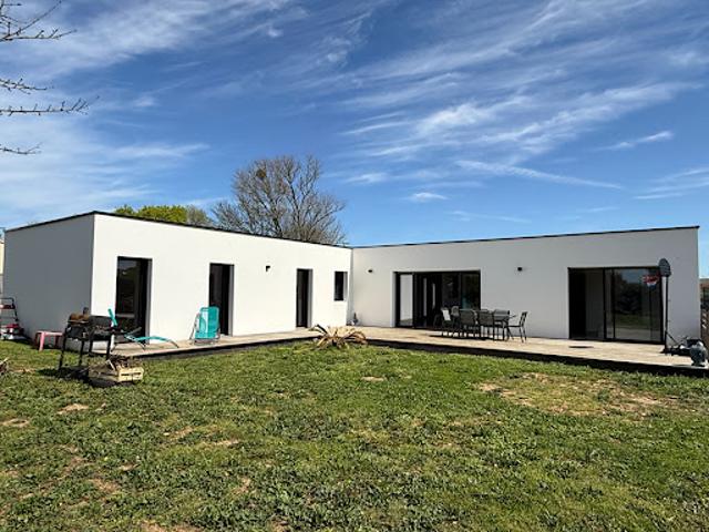 Vente Maison 6 pièces 141.22 m2 Surgères