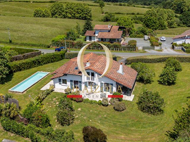 Vente Maison 6 pièces 141.8 m2 Ustaritz