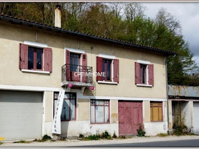 Vente Maison 6 pièces 142 m2 Aubeterre sur Dronne