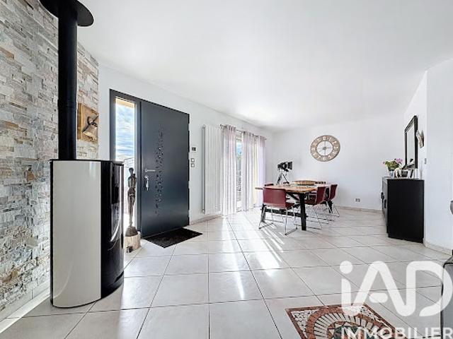 Vente Maison 6 pièces 142 m2 Avensan