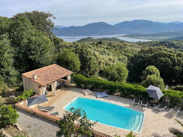 Vente Maison 6 pièces 142 m2 Belvédère Campomoro