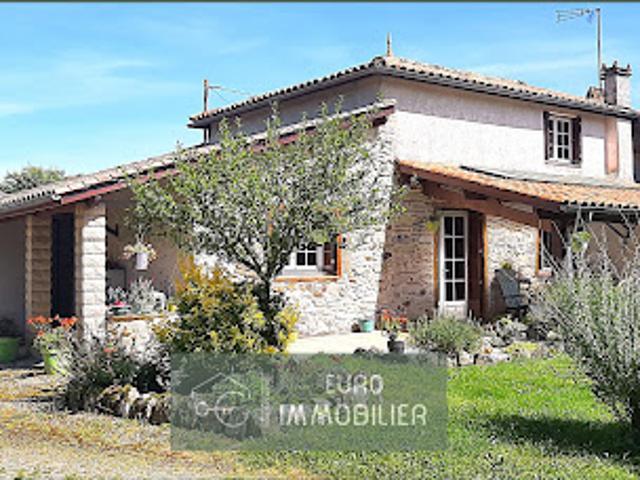 Vente Maison 6 pièces 142 m2 Casteljaloux