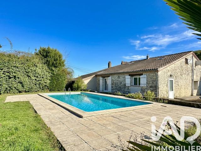 Vente Maison 6 pièces 142 m2 Guérin