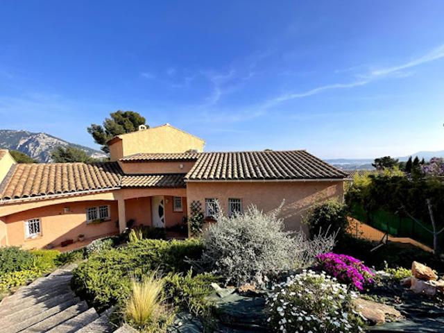 Vente Maison 6 pièces 142 m2 Toulon