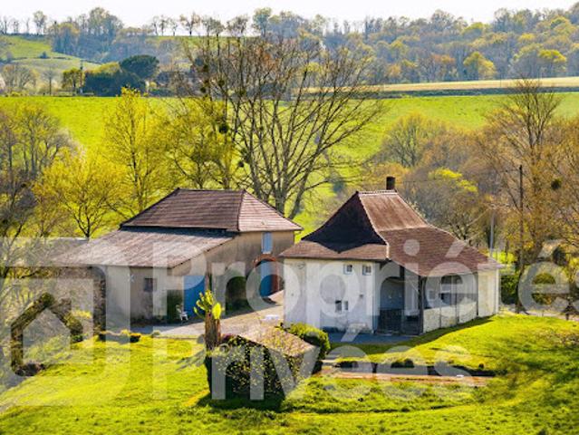 Vente Maison 6 pièces 143 m2 Orthez