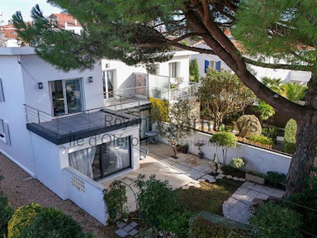 Vente Maison 6 pièces 143 m2 Royan