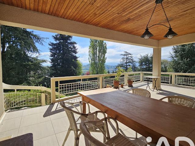 Vente Maison 6 pièces 154 m2 L'Etrat