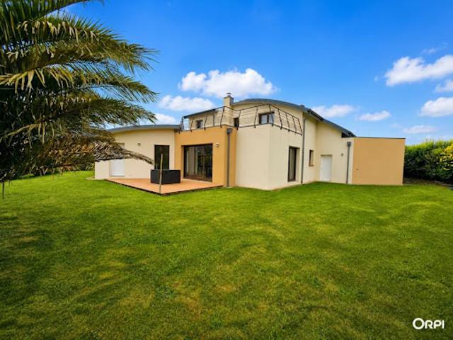 Vente Maison 6 pièces 154 m2 Saint Thonan