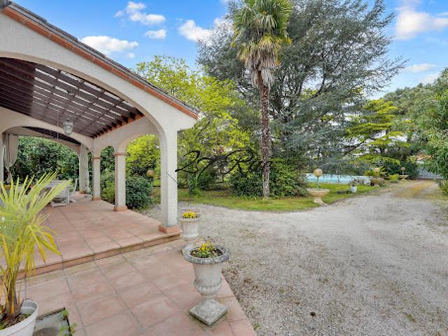 Vente Maison 6 pièces 154 m2 Villeneuve Tolosane