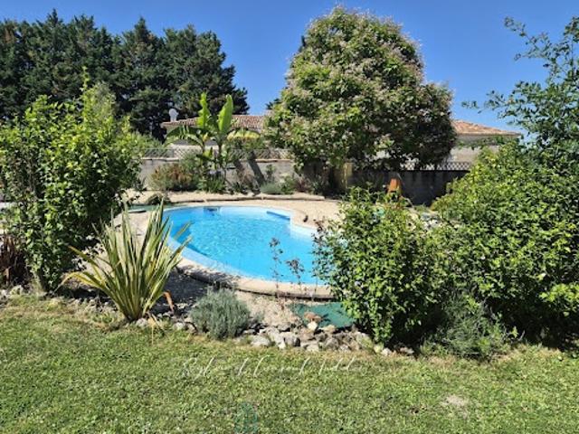 Vente Maison 6 pièces 155 m2 Montendre